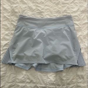 Lululemon play off the pleats skirt